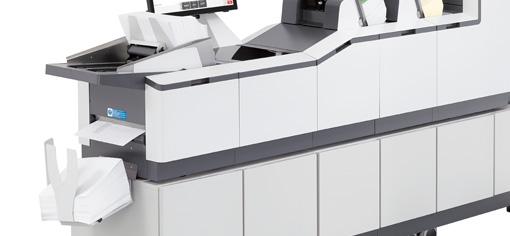 실내, 주방, 테이블, 하얀색이(가) 표시된 사진자동 생성된 설명